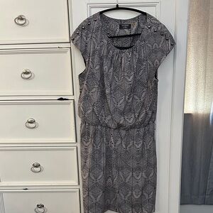 Guess Geometric Midi Dress